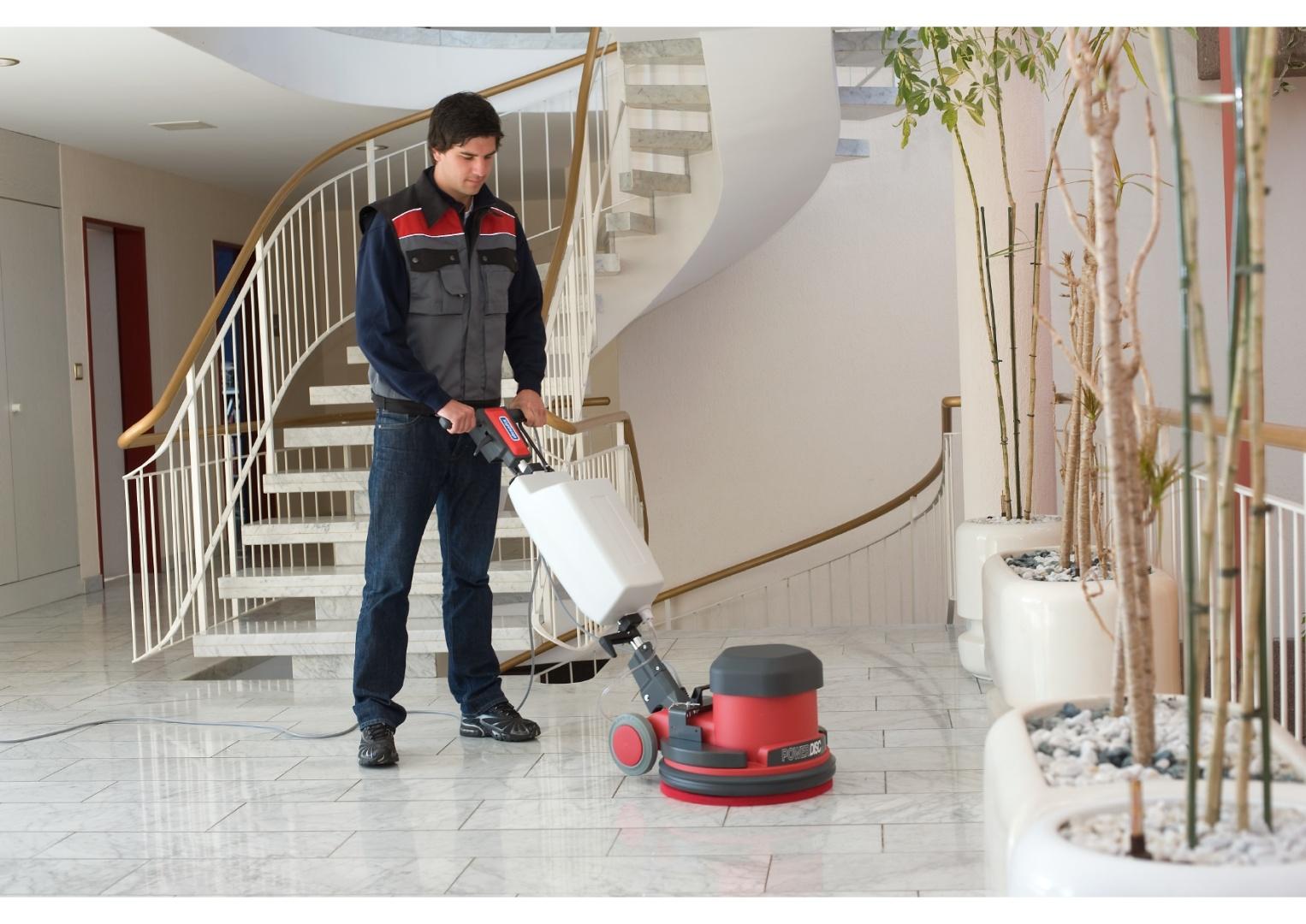 Спрей-полировка твердых полов